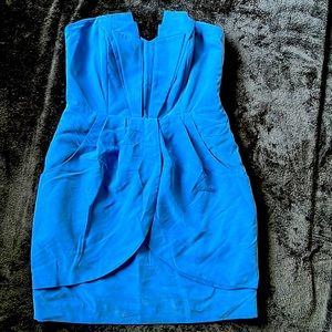 Guess Royal blue Strapless Mini Dress! Size 8